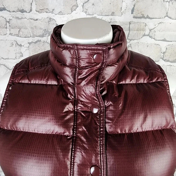 J. Crew Quilted Down Puffer Vest Maroon Size Small - Picture 4 of 14